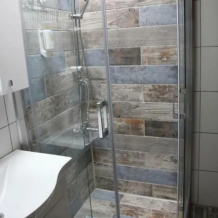 Hotel Tren Butik *